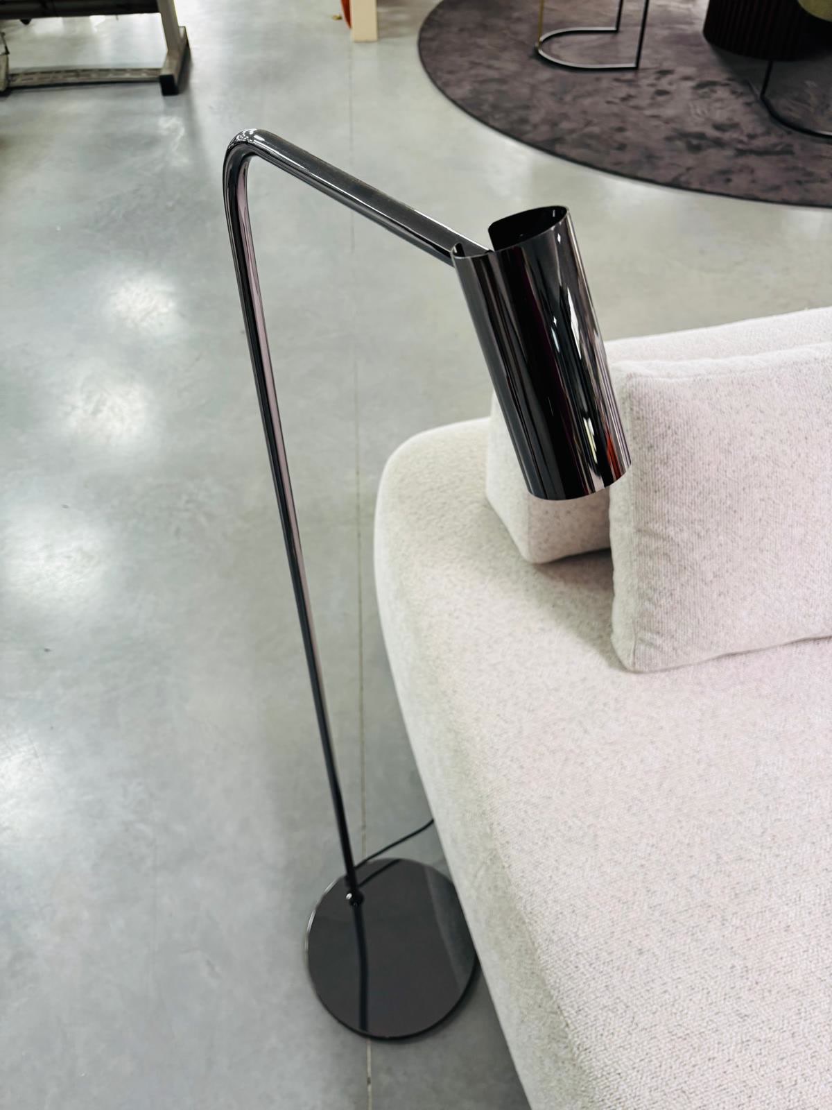 Candeeiro de chão Nico