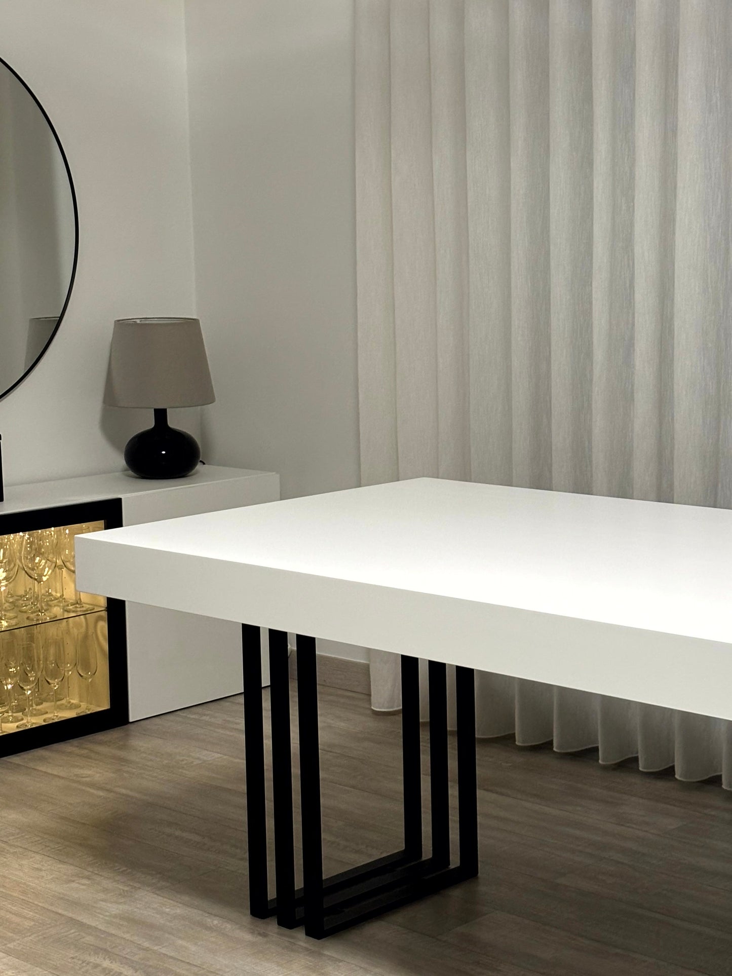 Mesa de Jantar Veneza - Dourado
