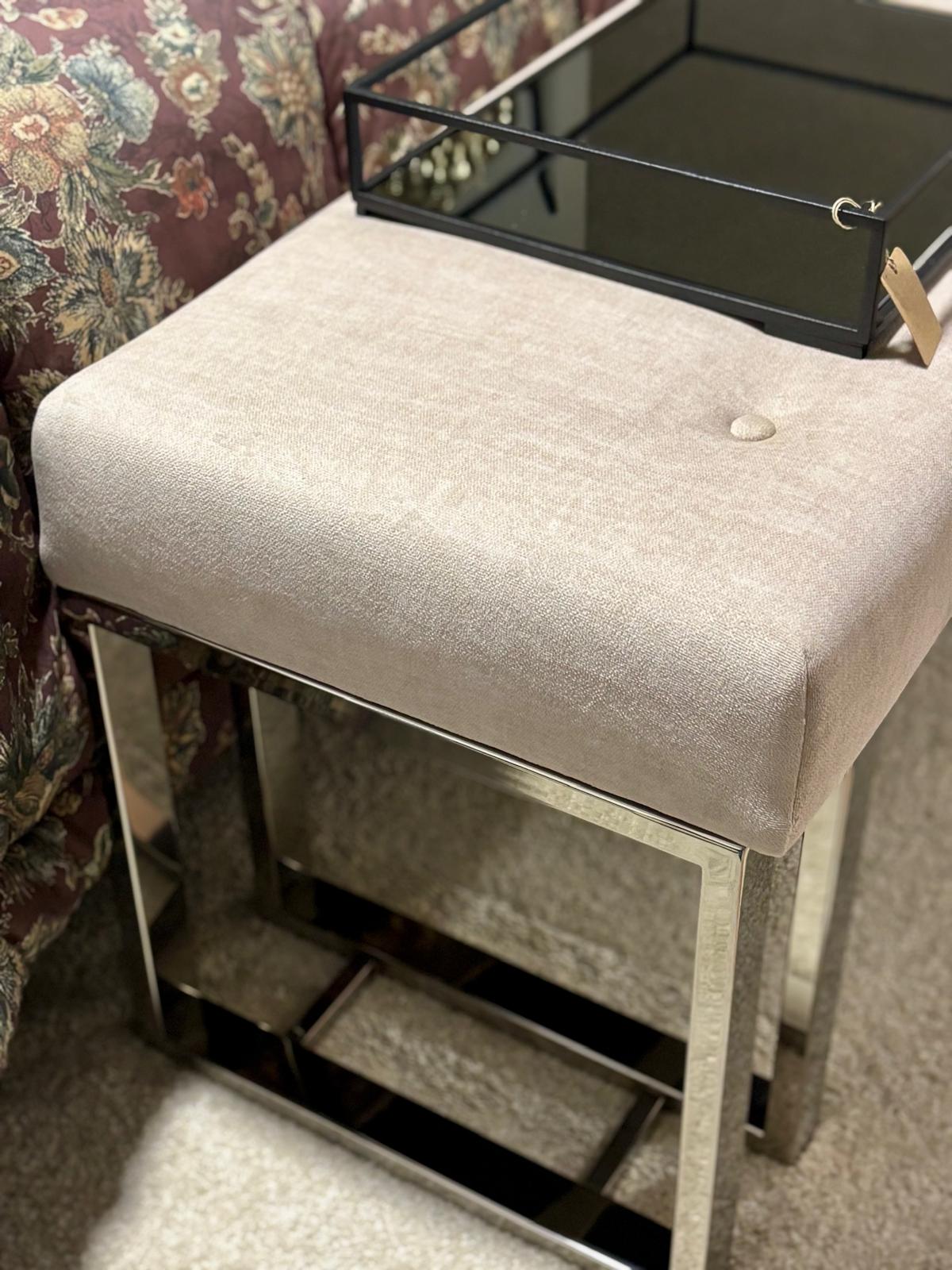 Banqueta Onix - Última Unidade!