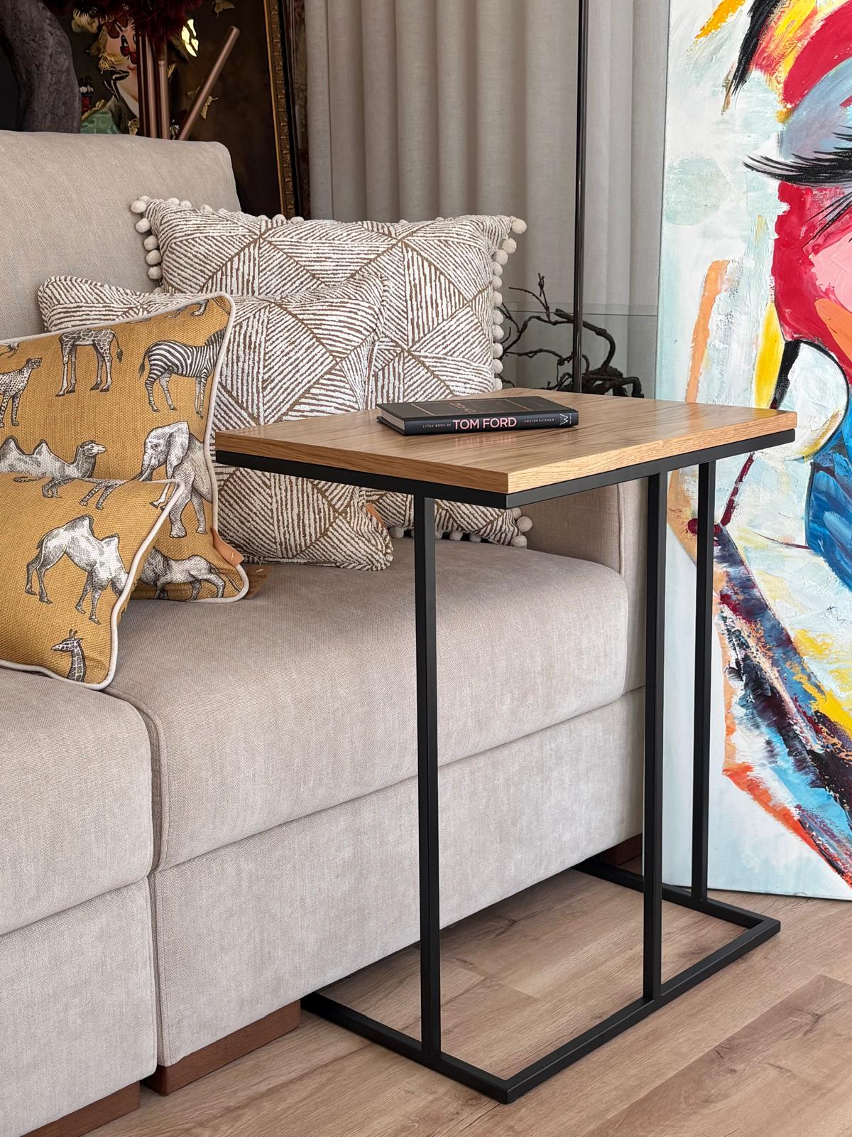 Mesa de apoio Soffa em Carvalho