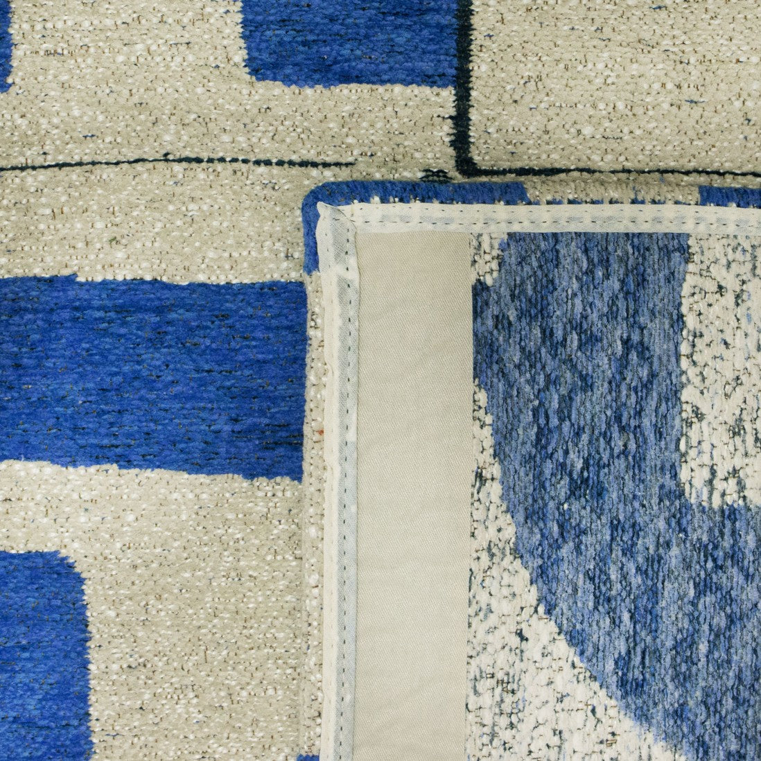 Carpete Grafismo Chenile