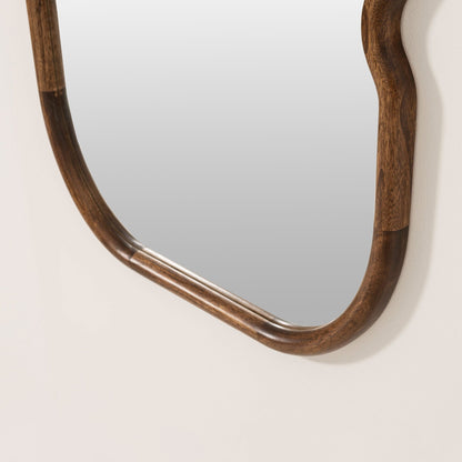 Espelho em Madeira de Nogueira