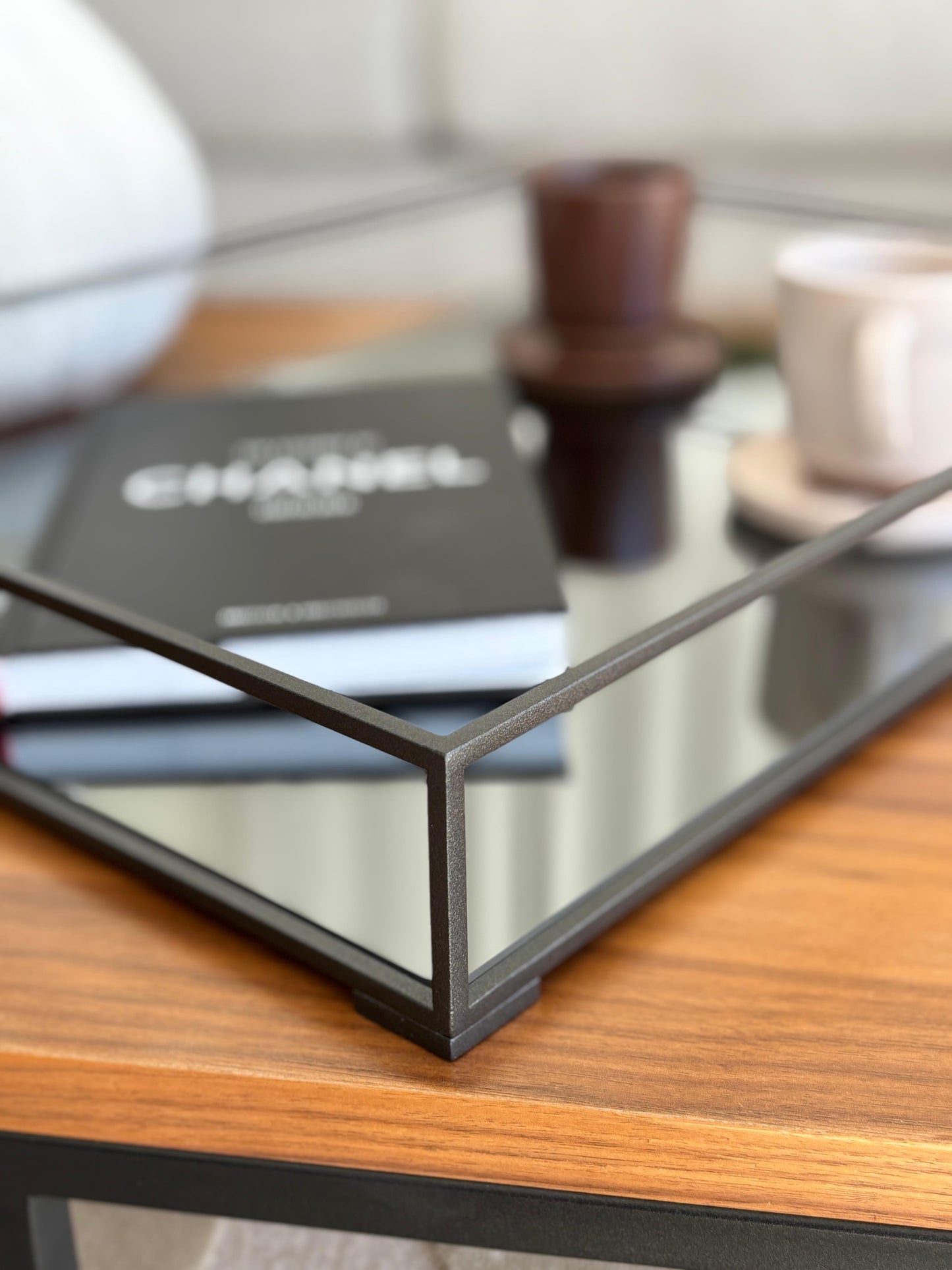 Tabuleiro Decorativo M - Bege com espelho Bronze