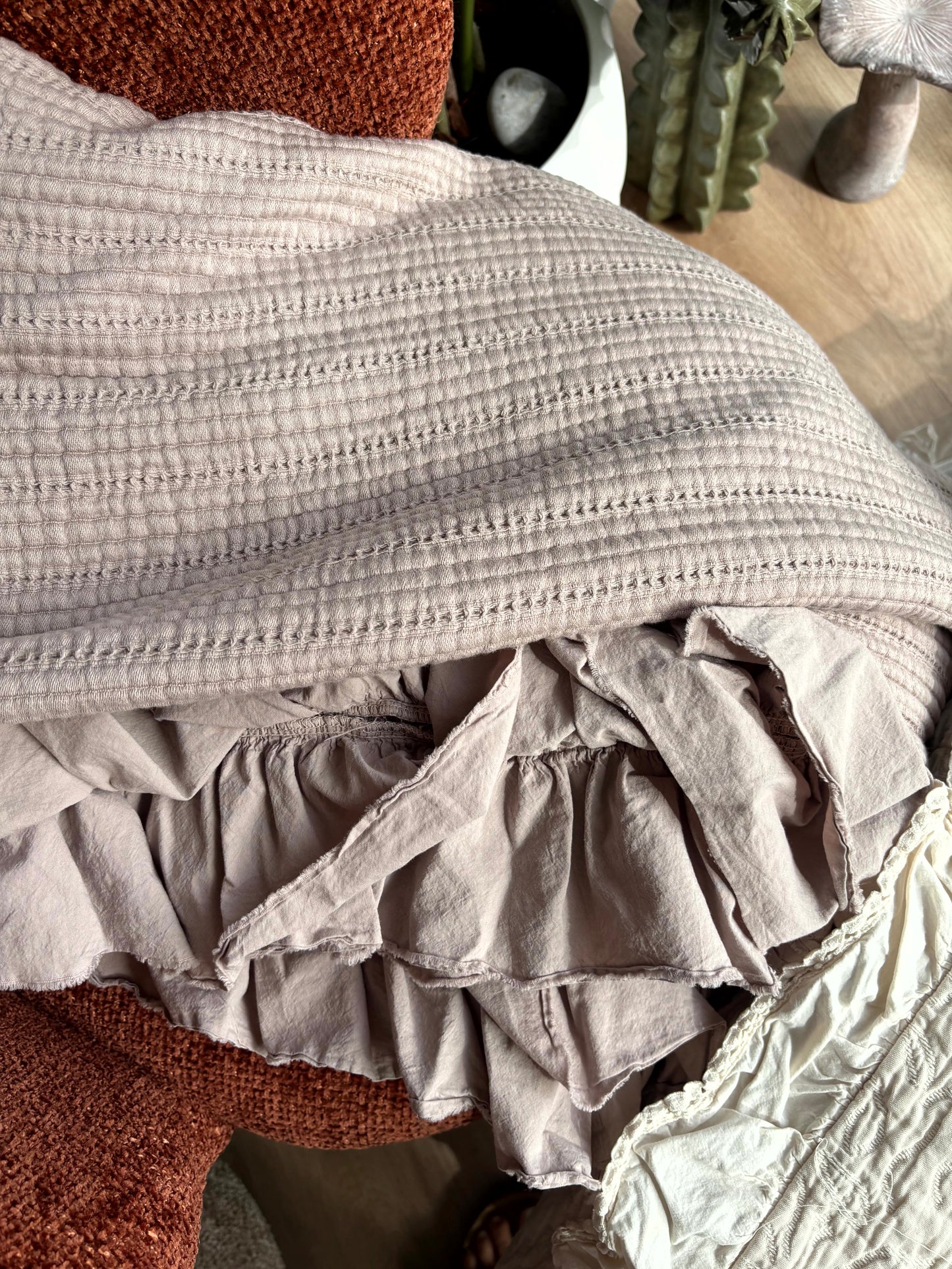 Colcha Fontaine com almofadas | Piubelle